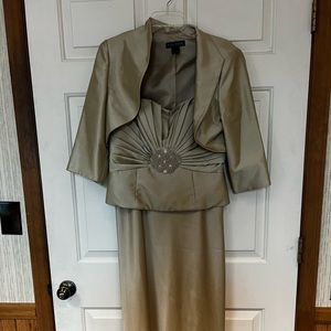 3 piece outfit worn once